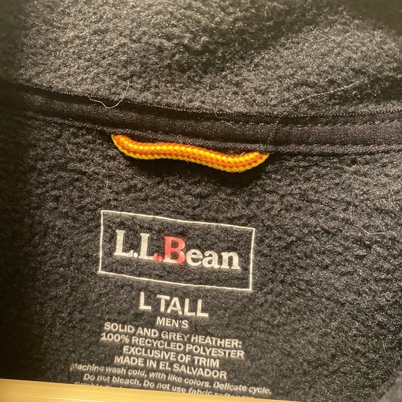 L.L. Bean Mountain Classic Fleece Vest large Tall - Picture 6 of 6